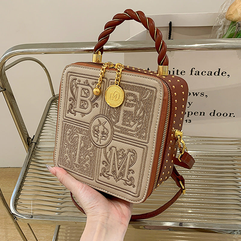 Elegant Embroidery Square Bag – Casual & Classy
