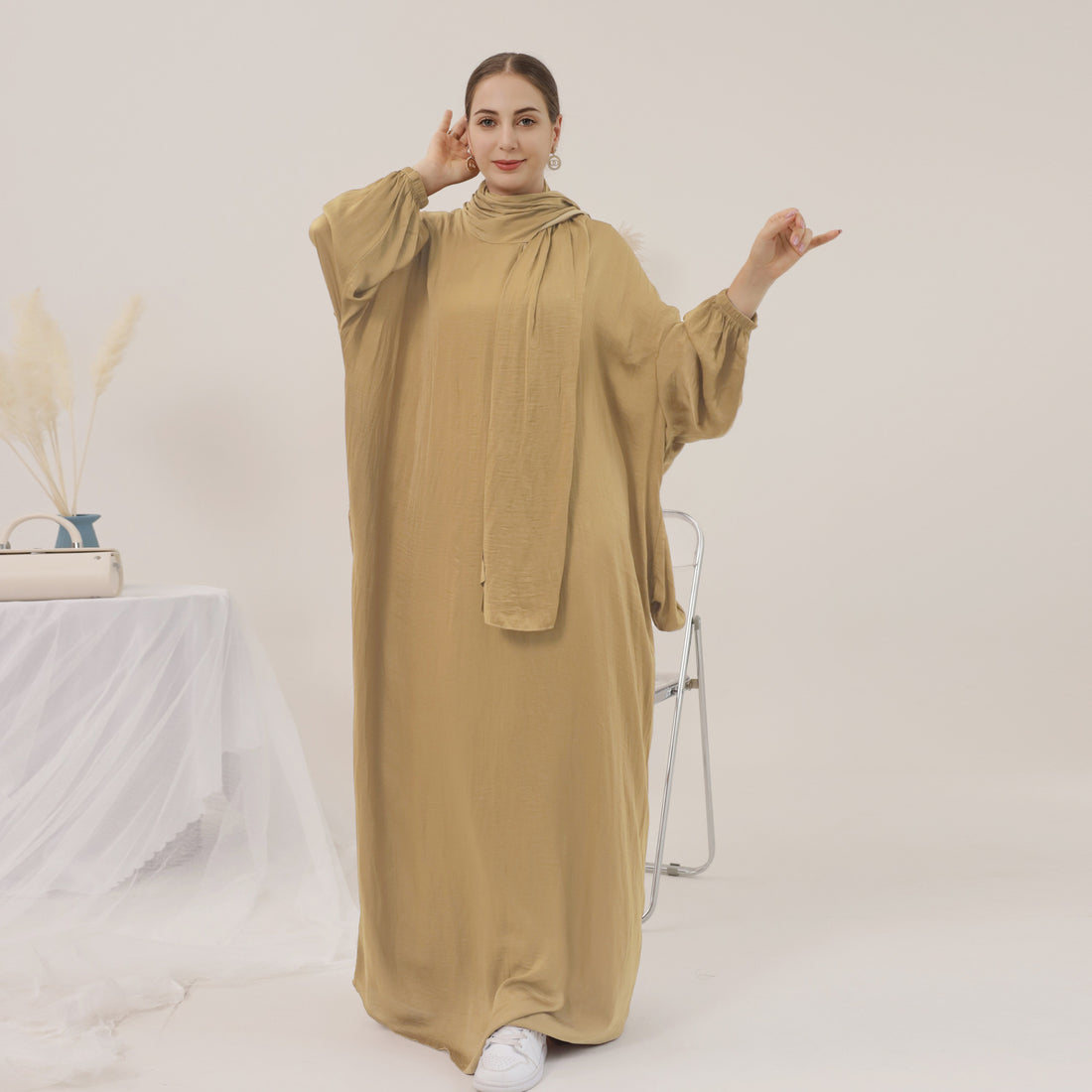 Elegant Retro Swing Abaya