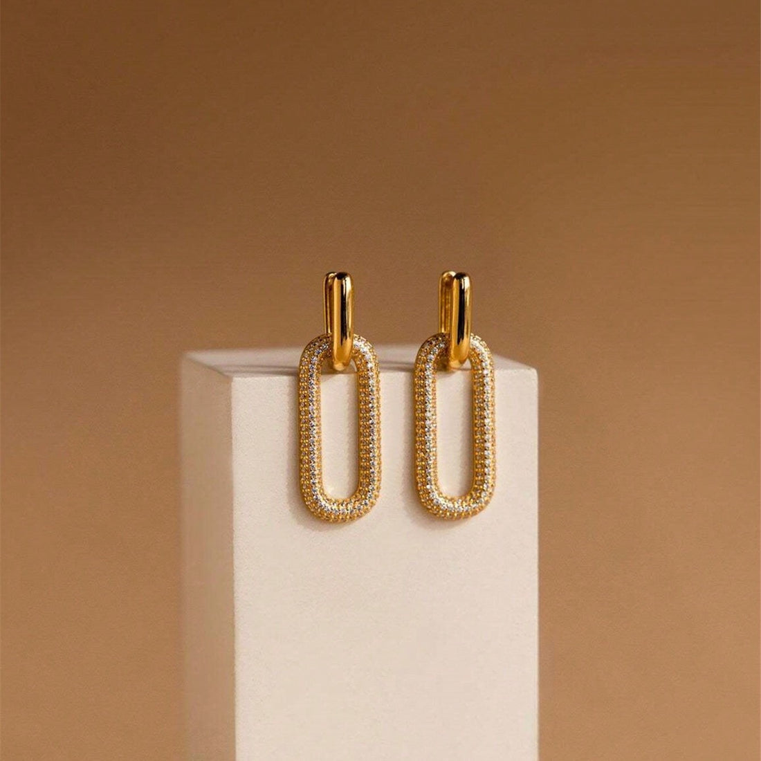 Fashion Special-interest Creative Lady Personalized Earrings