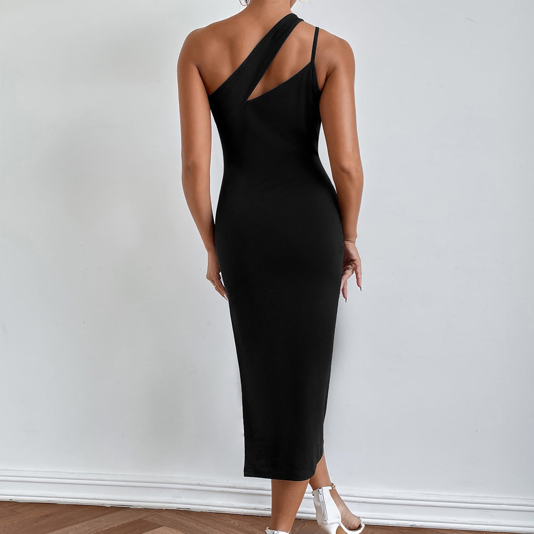 French Split Dress – One-Shoulder Style