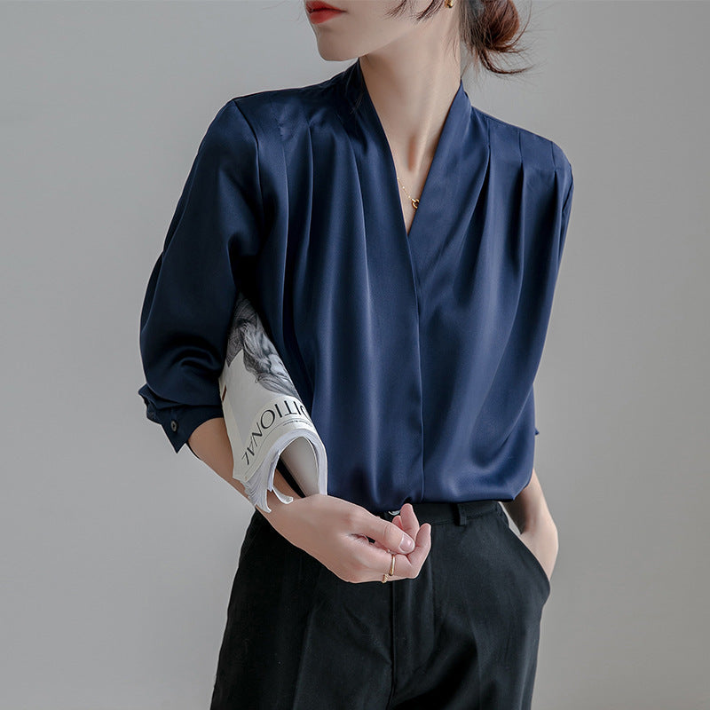 Women's Satin Temperament Design V-neck Retro Loose Top